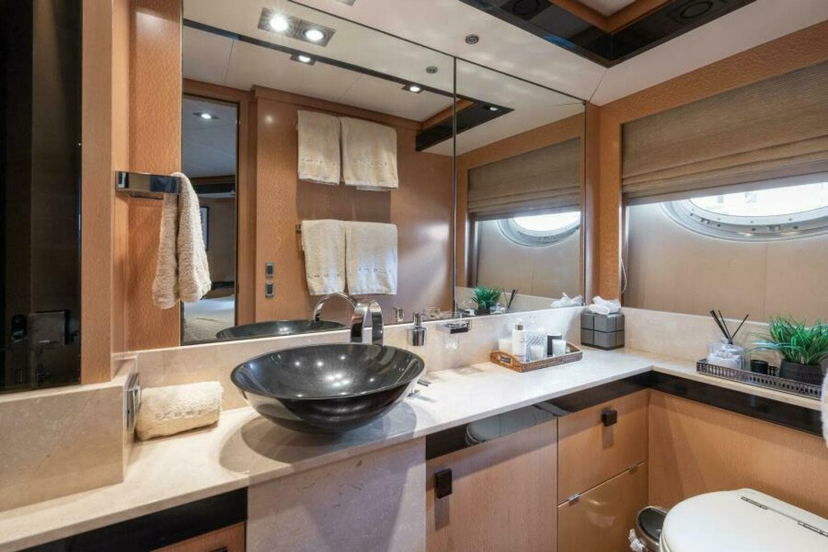 2008 Palmer Johnson 124 Sports Cruiser