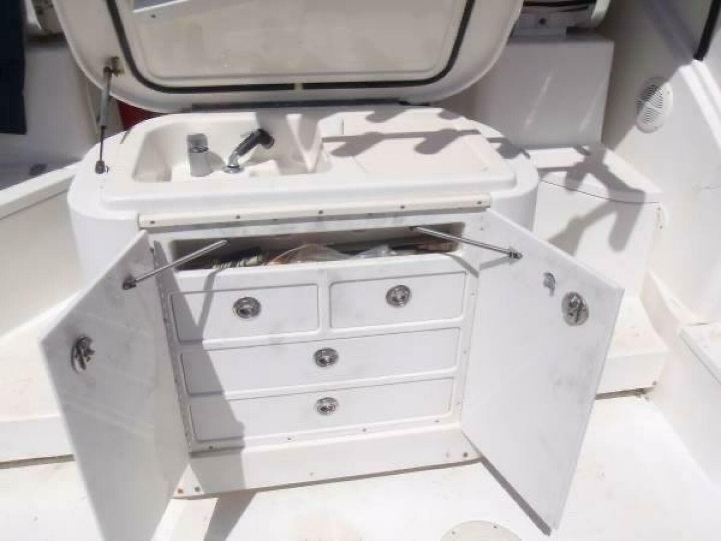 2001 Rampage 30 Express