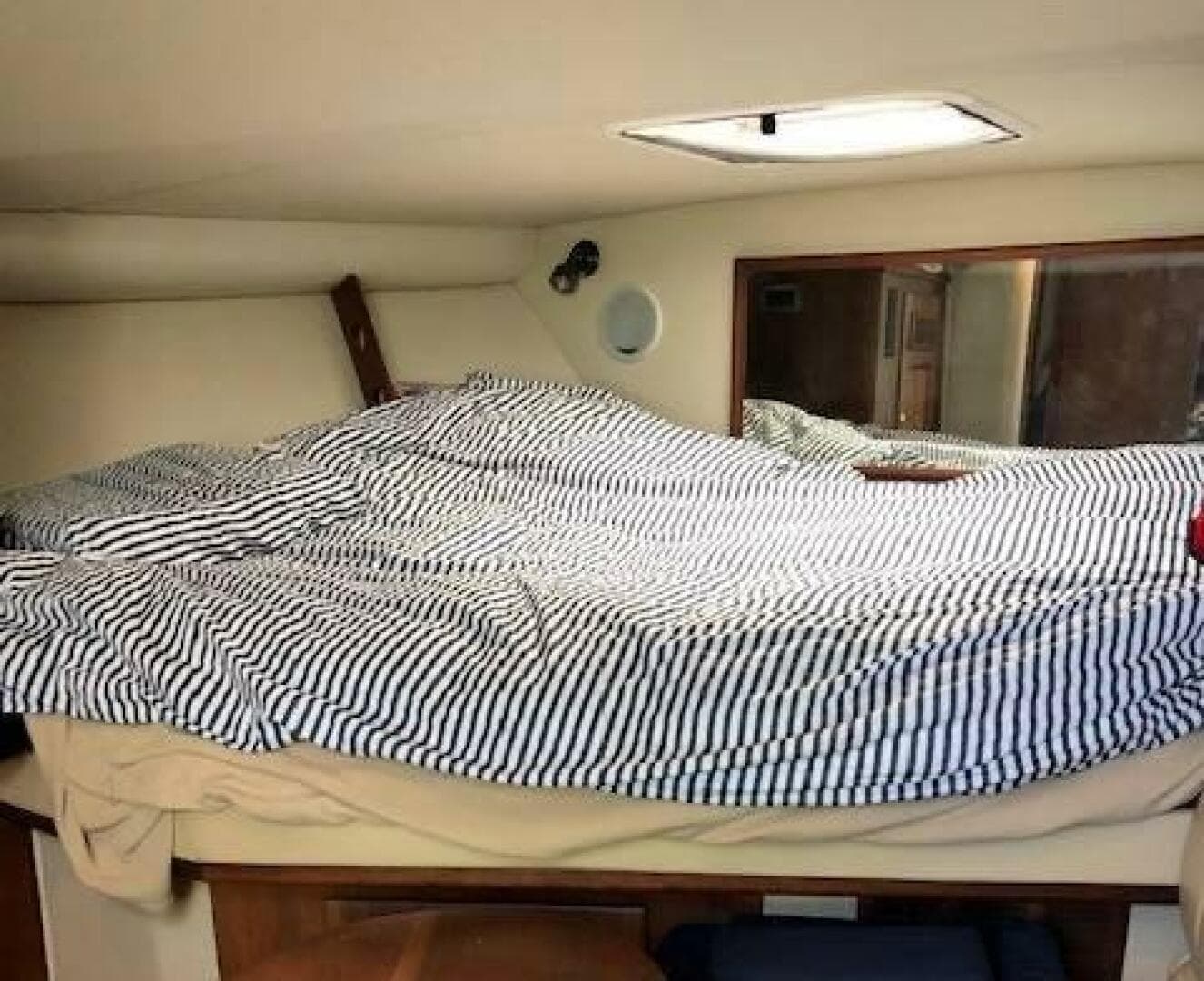 2001 Rampage 30 Express