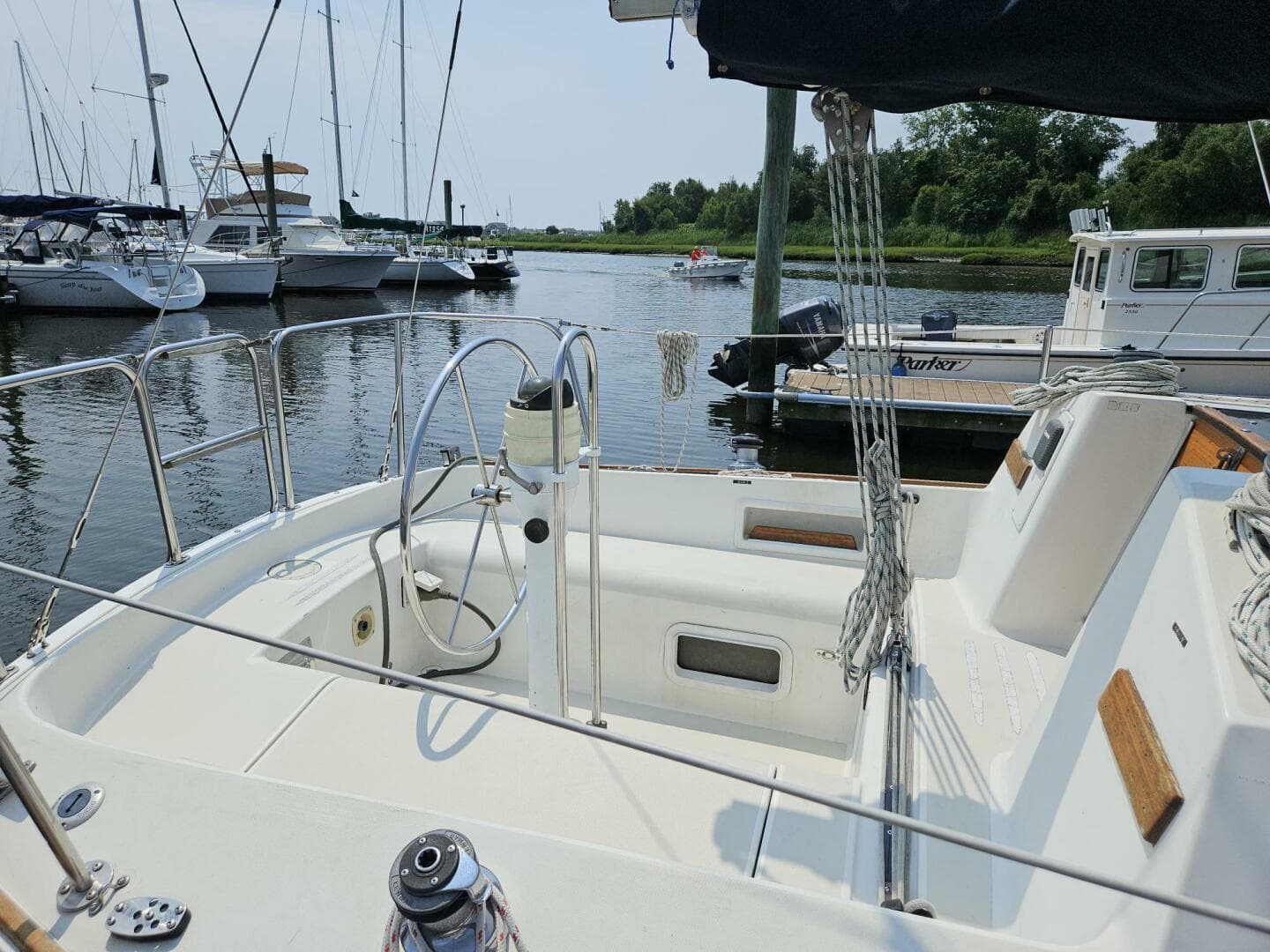 1986 Pearson Auxiliary Sloop