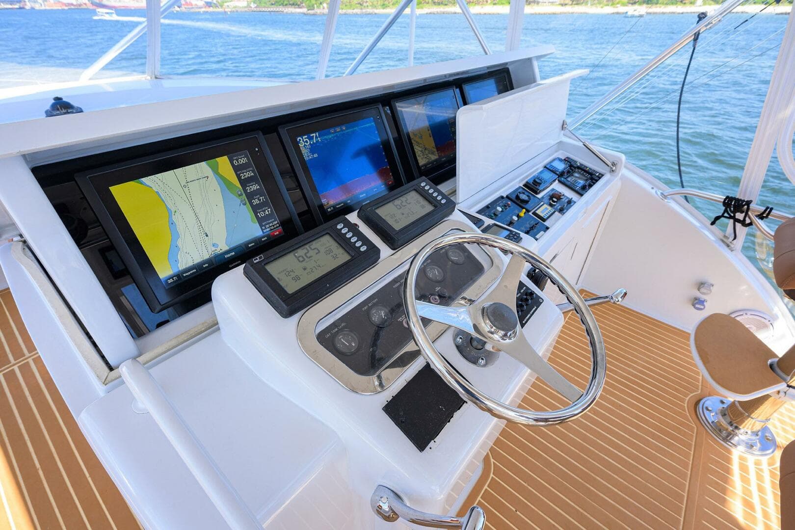 2001 Hatteras Convertible
