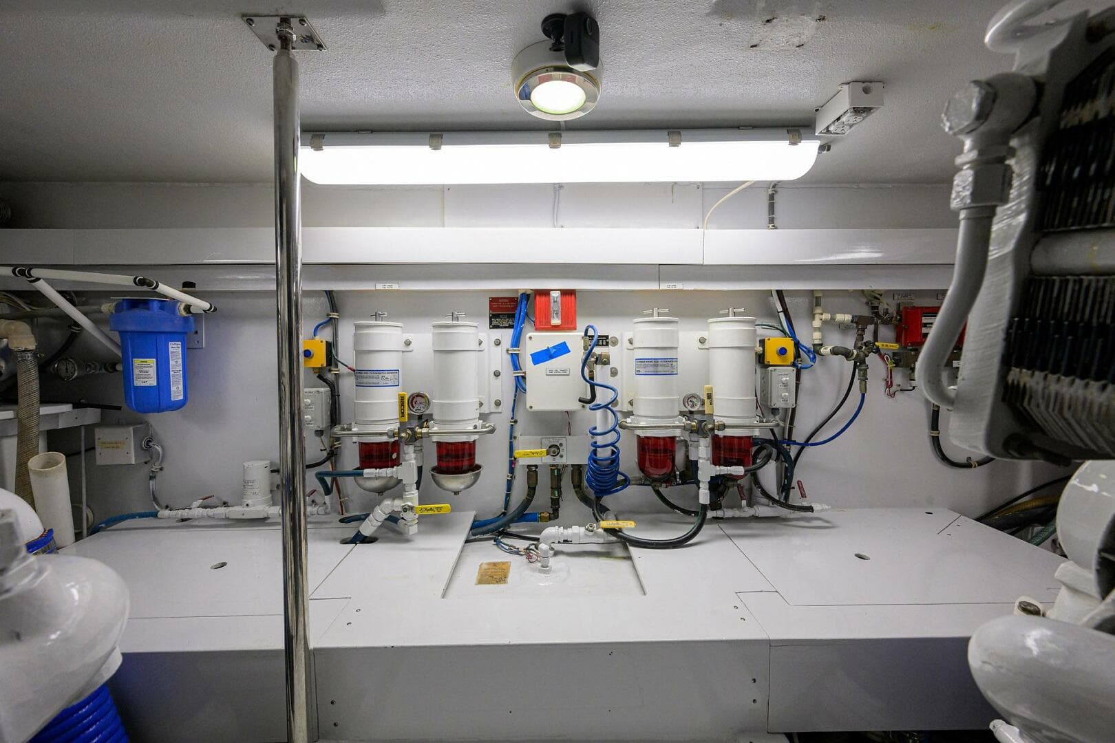 2001 Hatteras Convertible