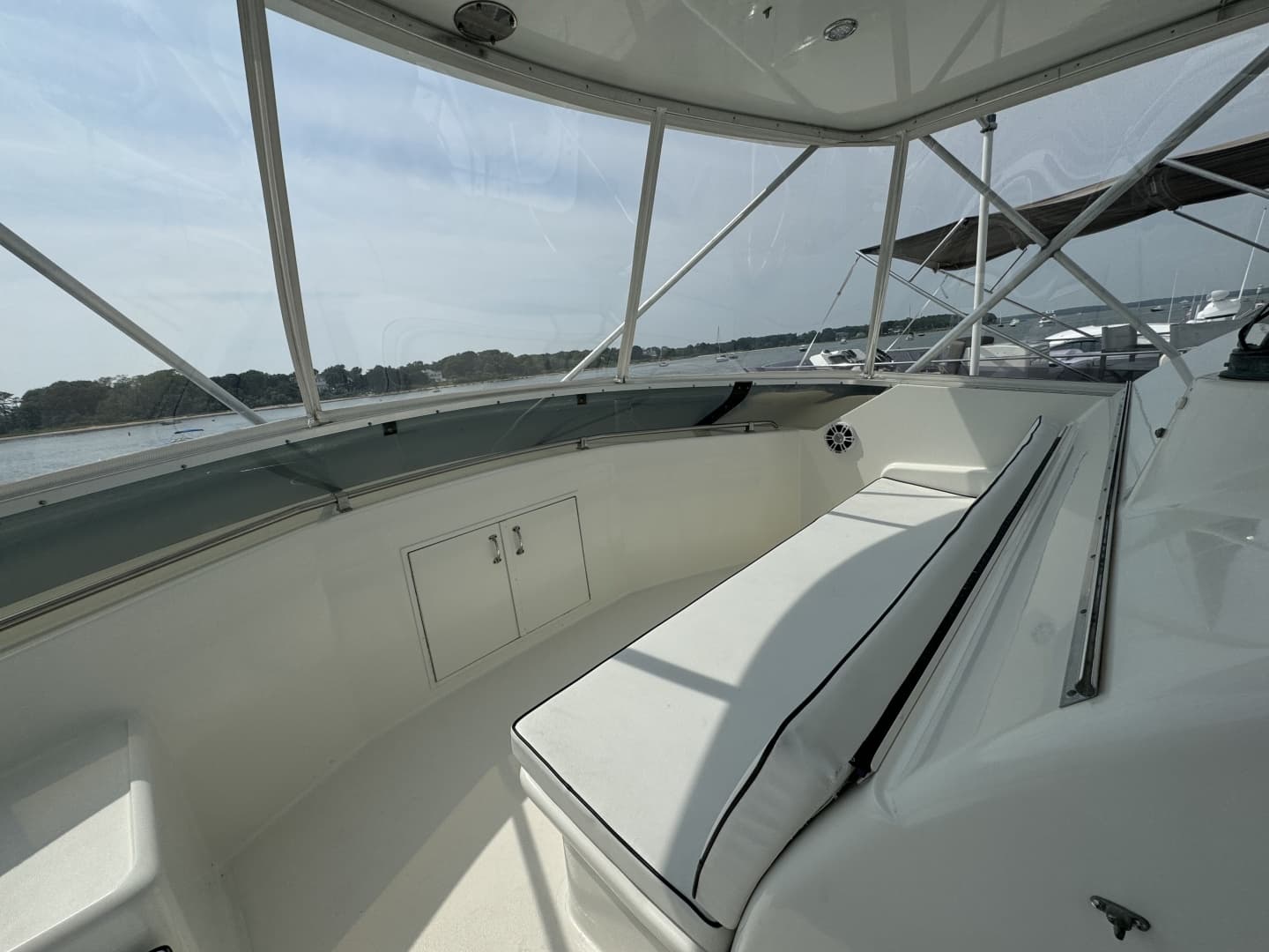 1994 Hatteras 54 Yacht