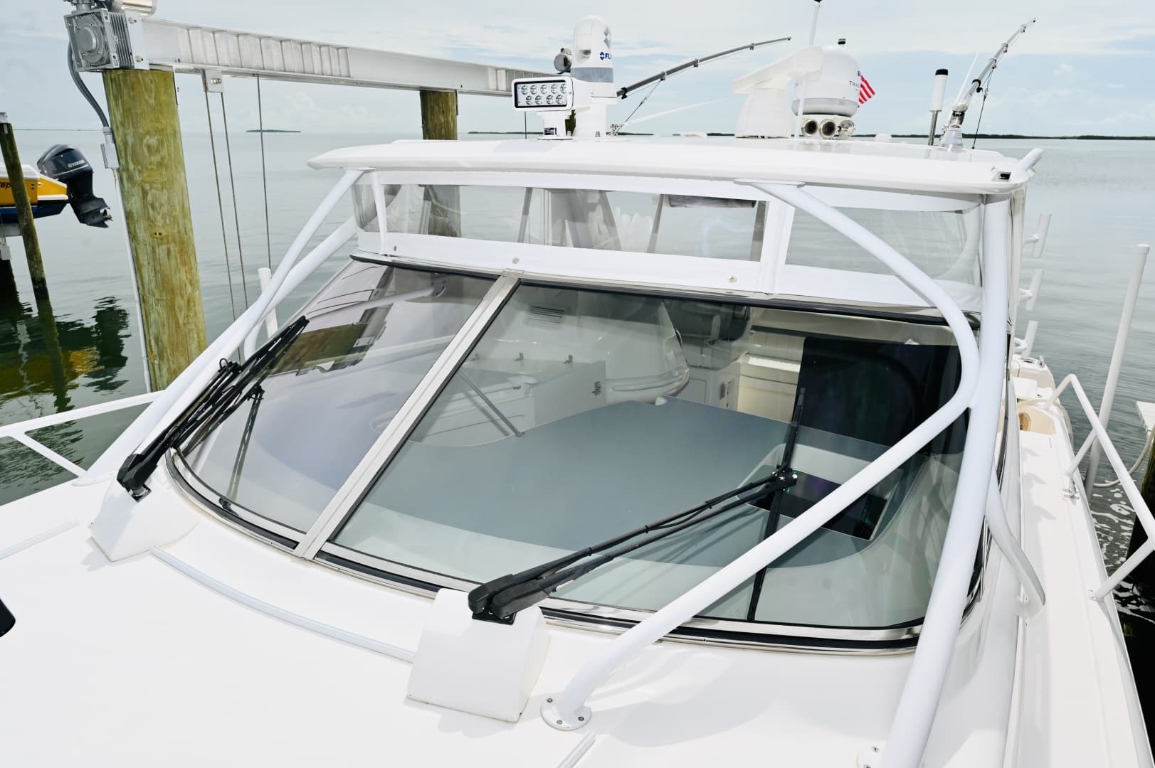 2019 Intrepid 475 Sport Yacht