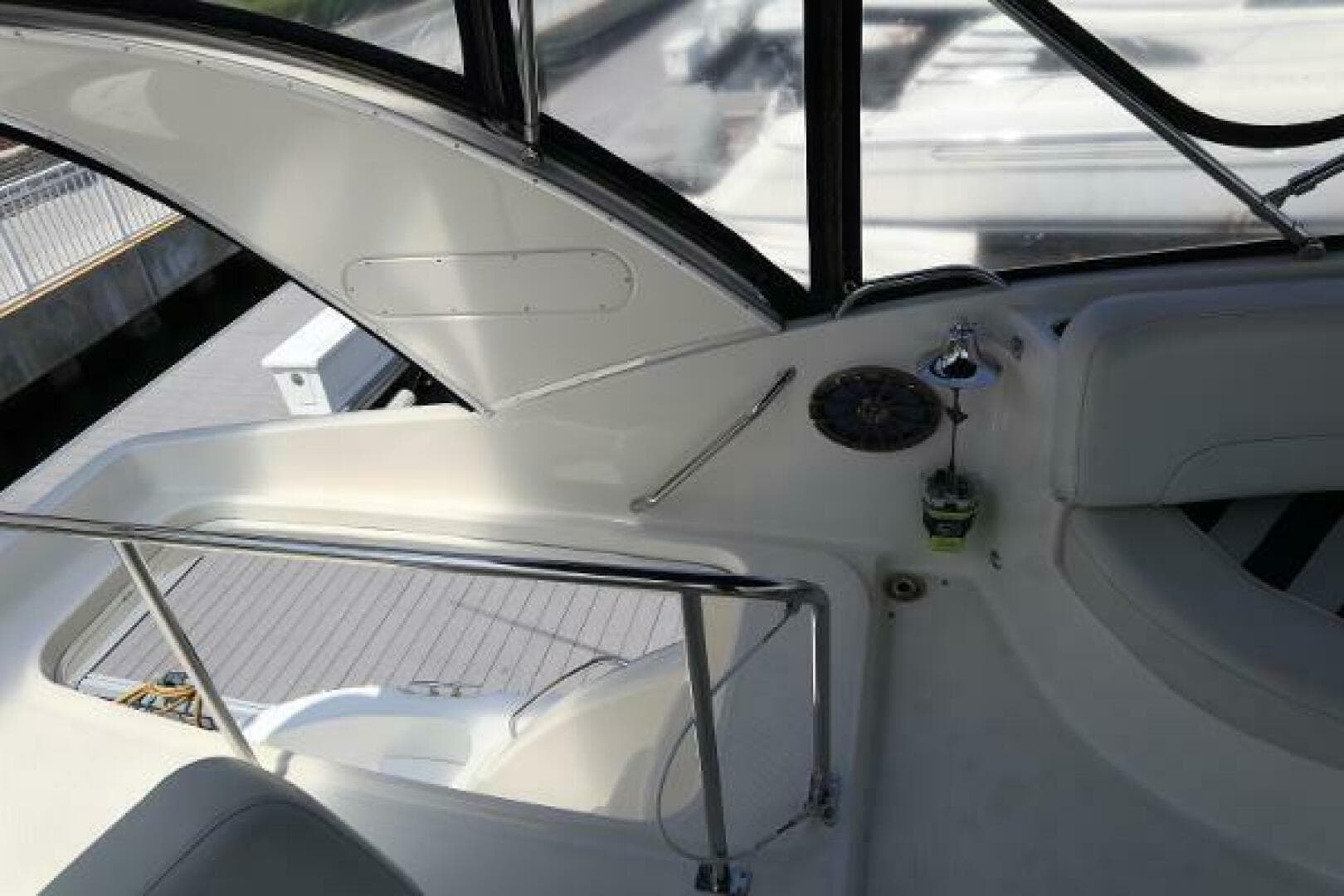 43 Meridian Sedan 411 - 