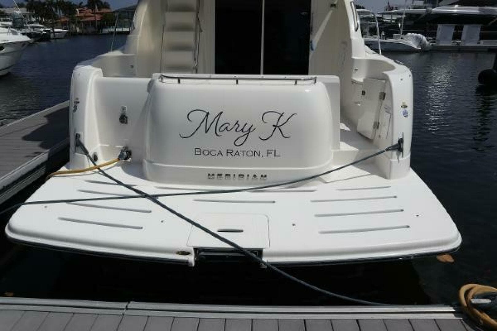 43 Meridian Sedan 411 - 