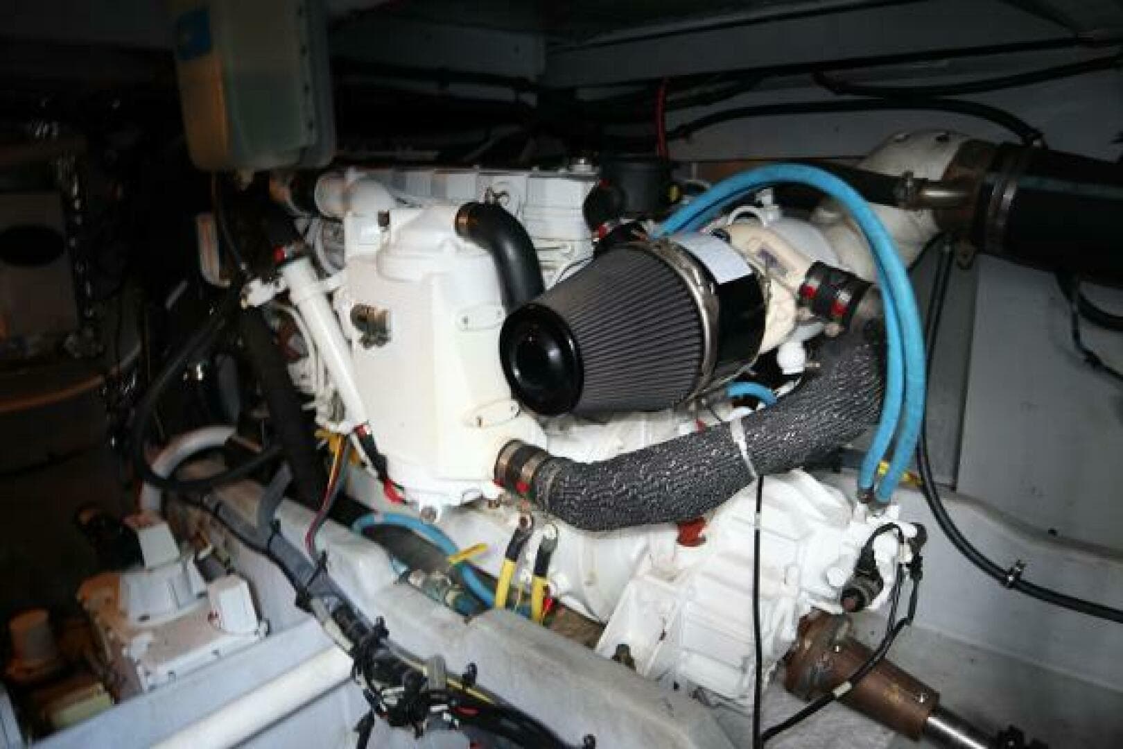 43 Meridian Sedan 411 - 