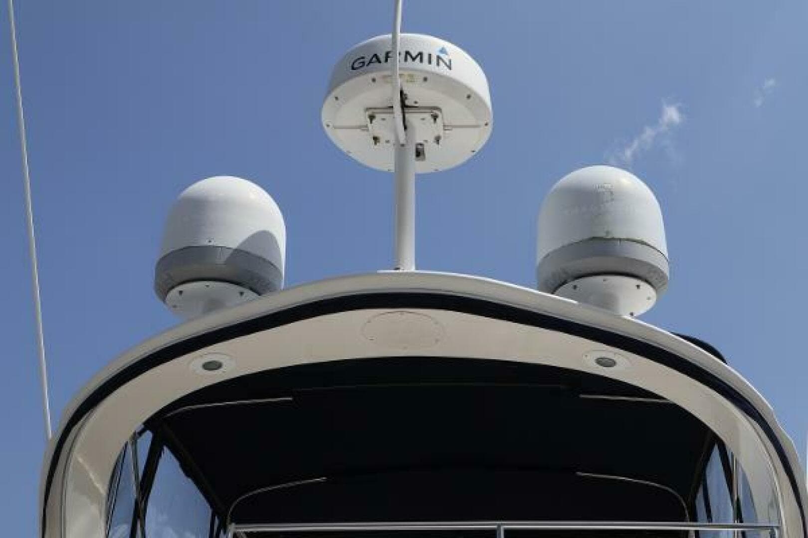 43 Meridian Sedan 411 - 