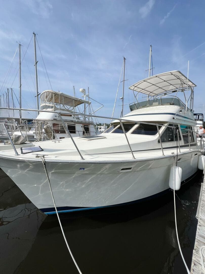 1987 Tollycraft 34 Sedan Sport