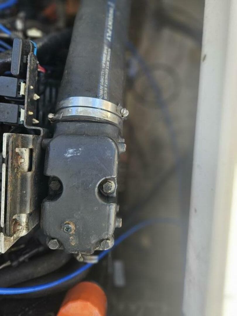 1995 Pursuit 2600 CC