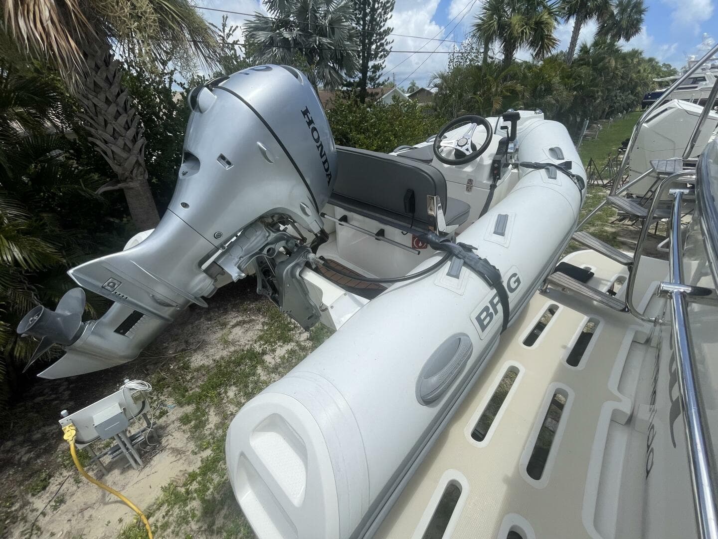 2002 Symbol 42 Sundeck