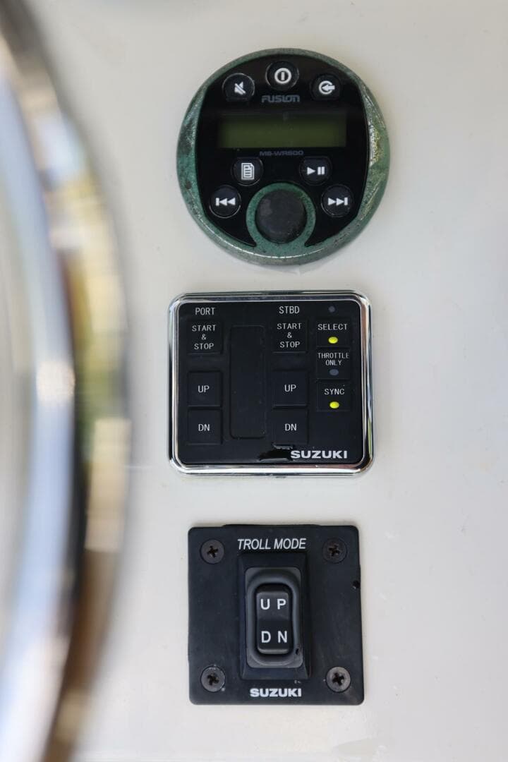 2001 Contender 27 Open