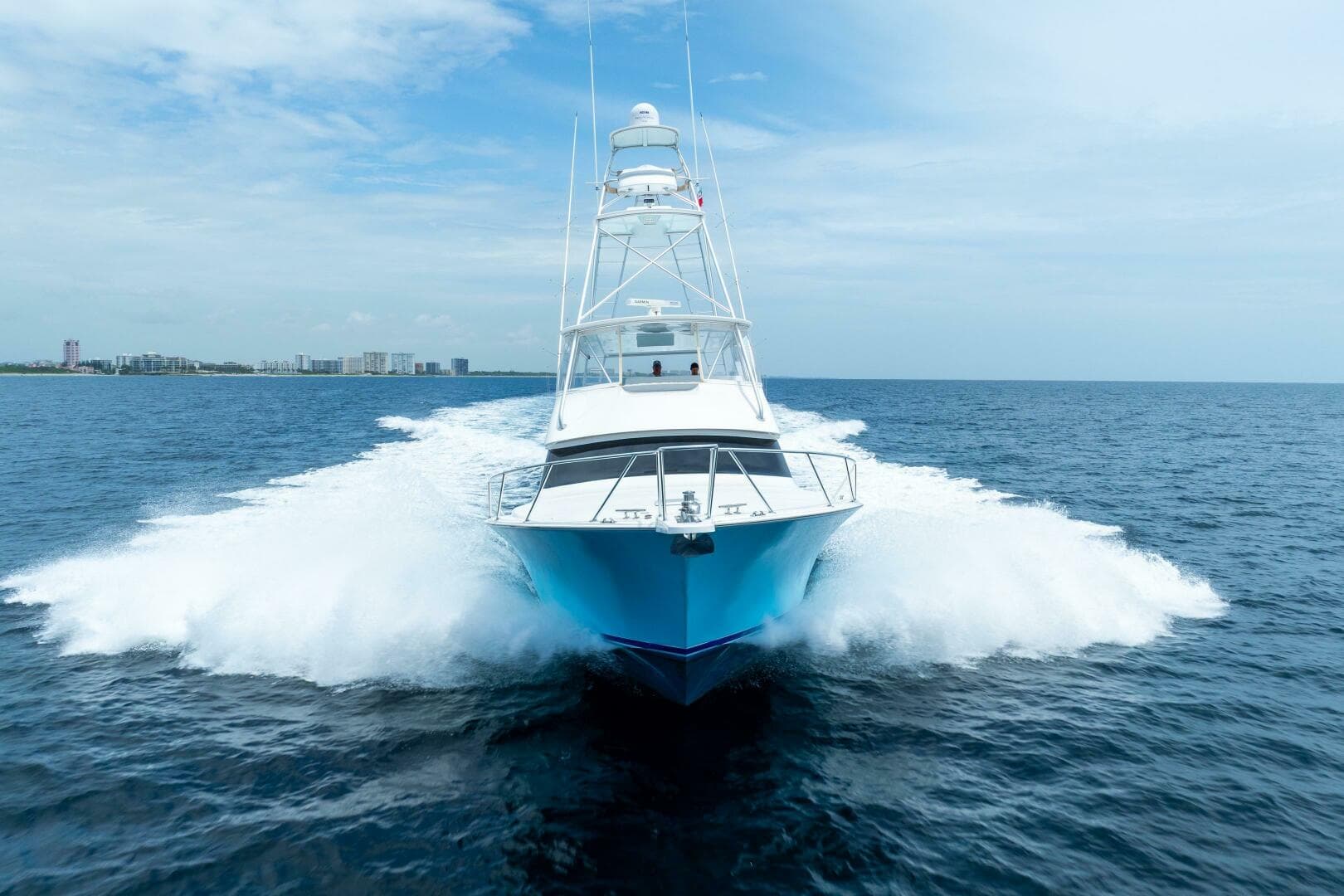 2005 Viking 52 Convertible