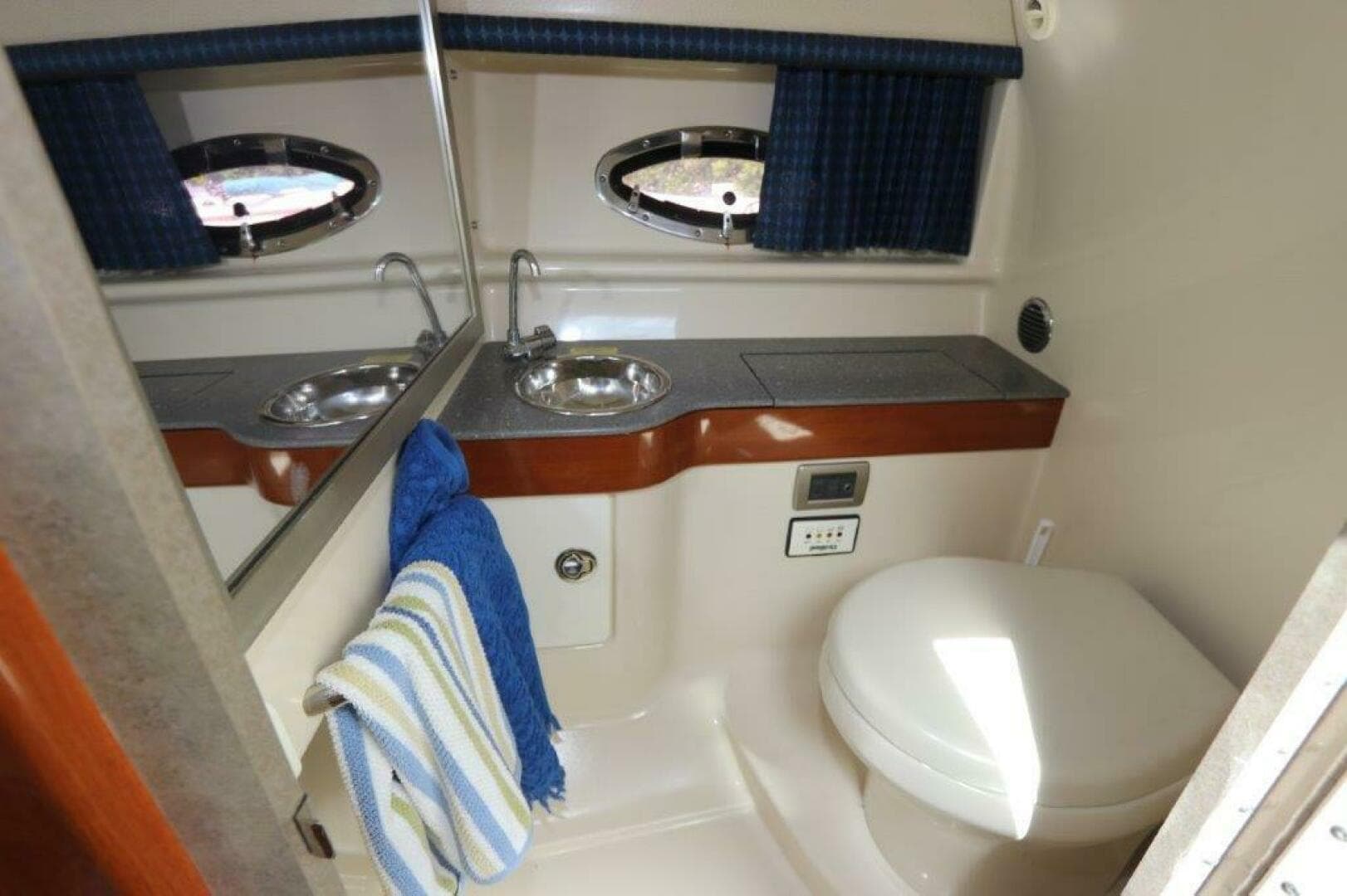 2008 Formula 310 Sun Sport