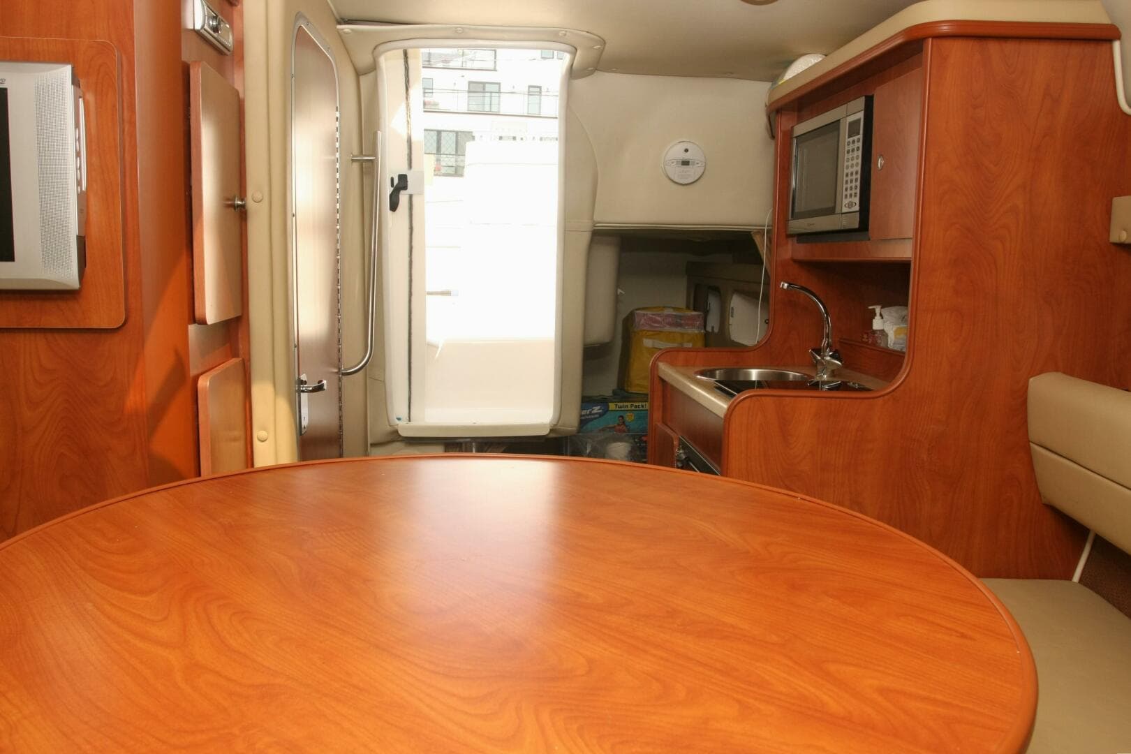 2006 Rinker 270 Fiesta Vee