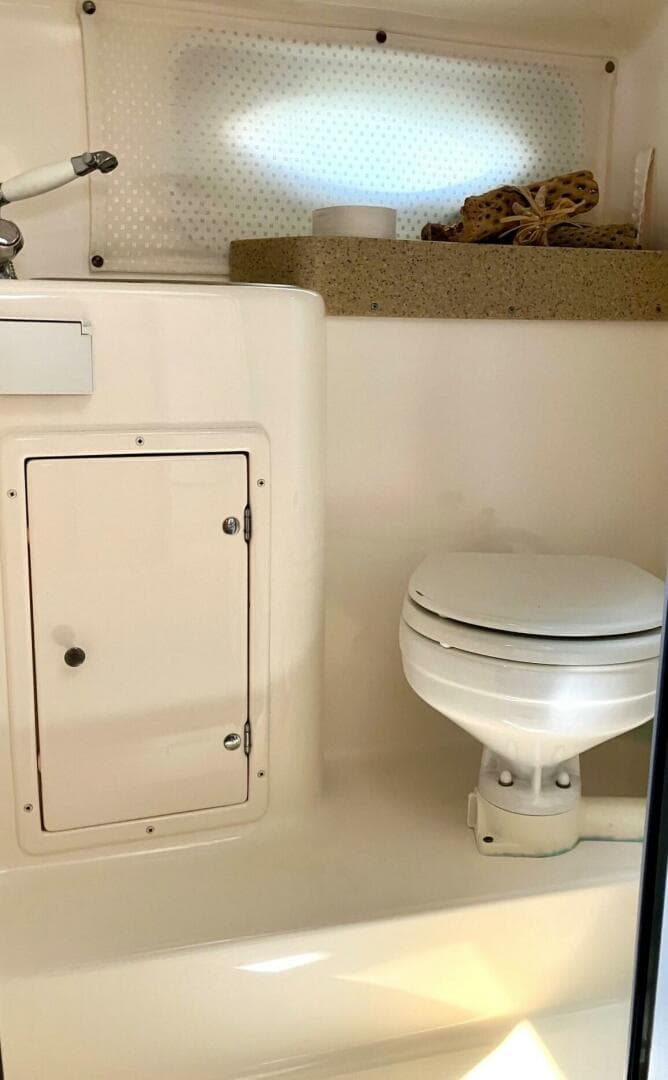 2006 Rinker 270 Fiesta Vee