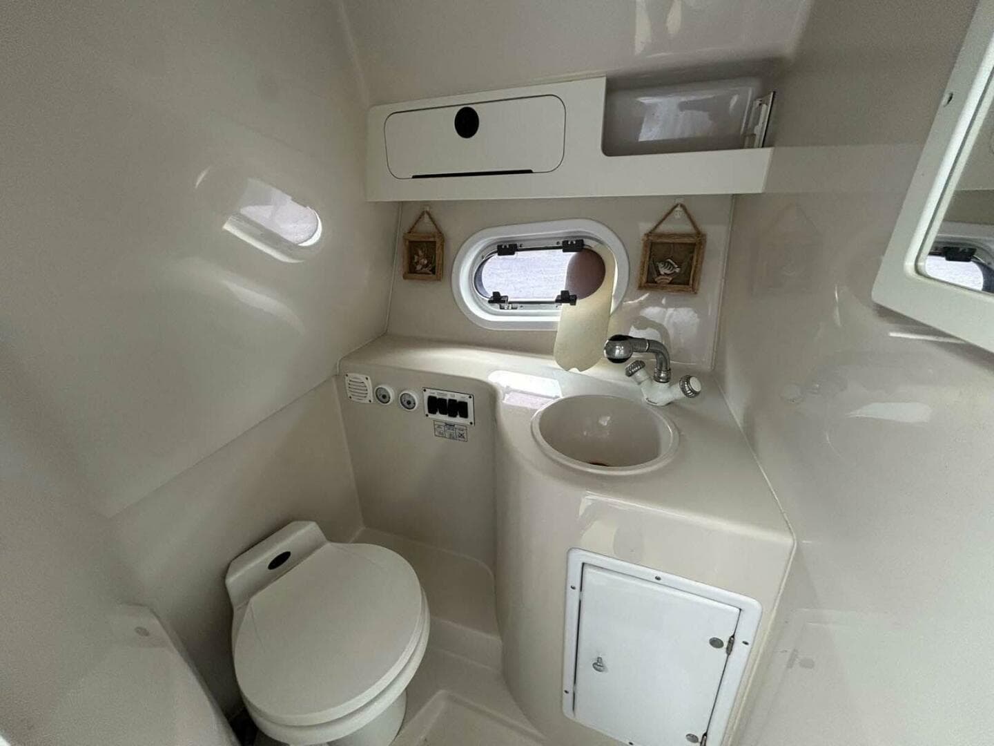 2001 Four Winns 328 Vista