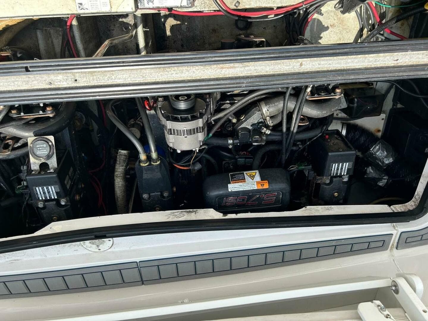 2001 Four Winns 328 Vista