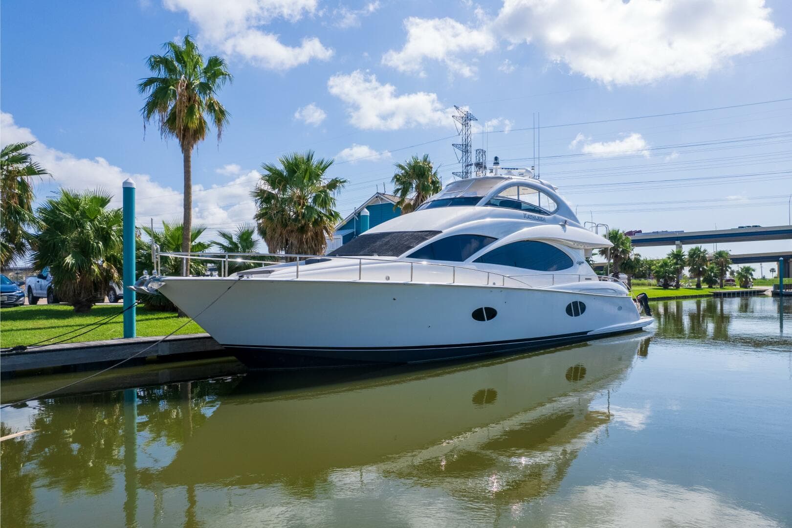 2007 Lazzara 74 Motor Yacht Kathleen