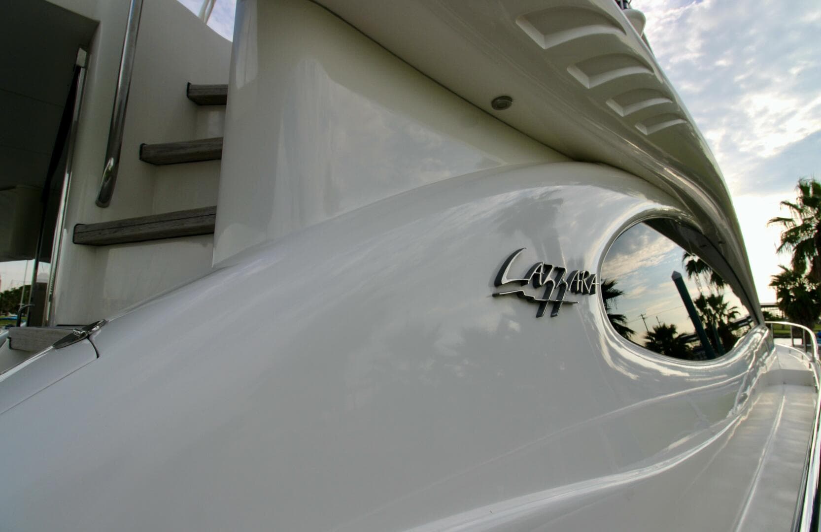 2007 Lazzara 74 Motor Yacht Kathleen