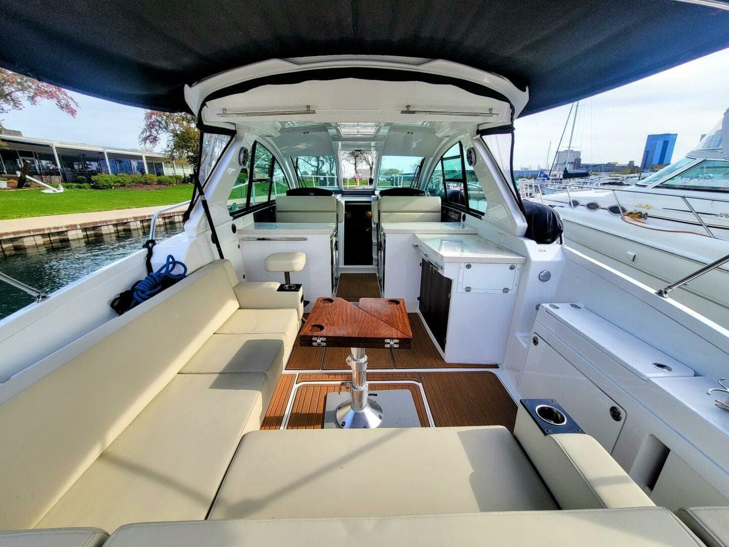 2017 Monterey 360 Sport Coupe