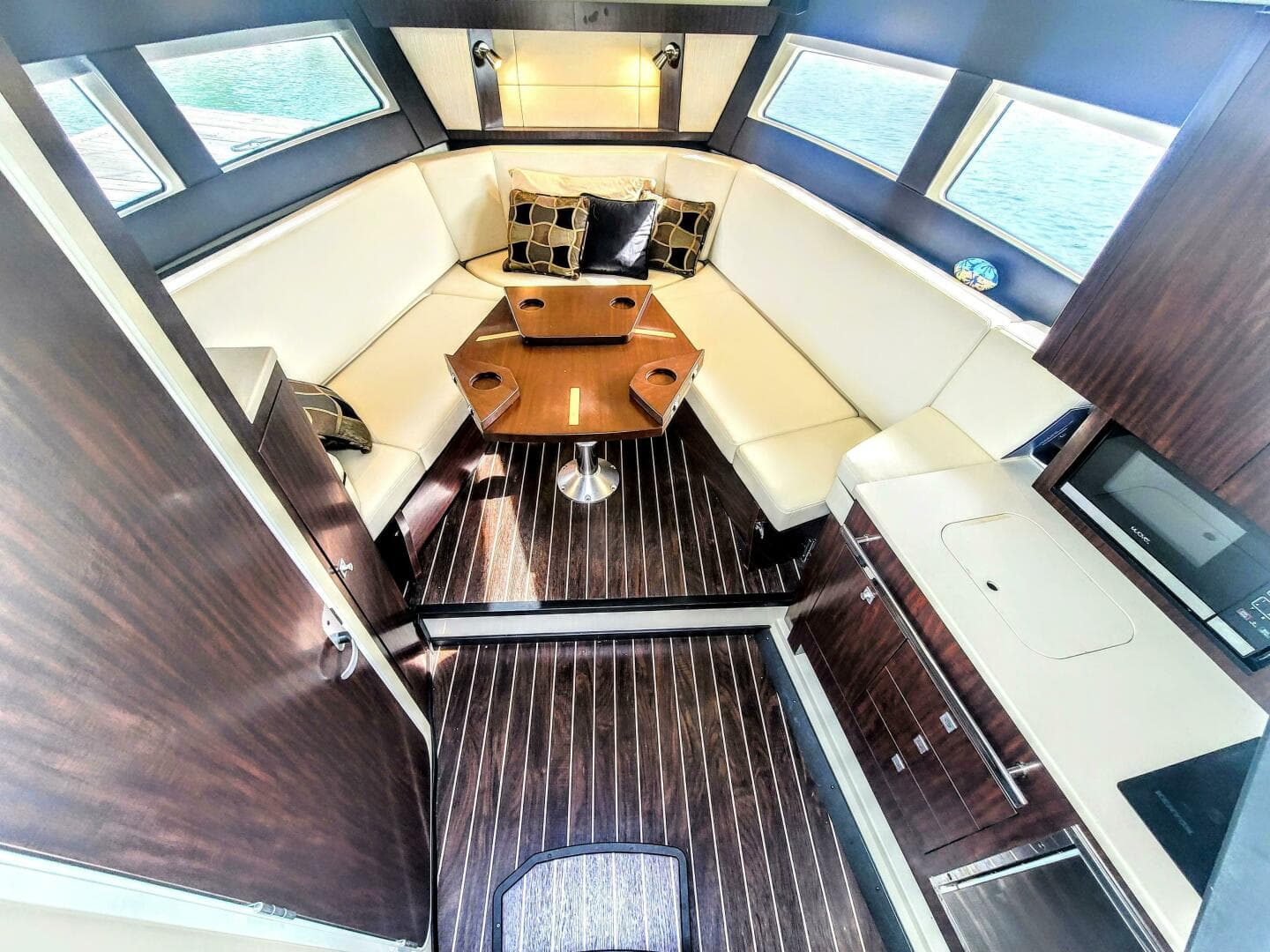 2017 Monterey 360 Sport Coupe