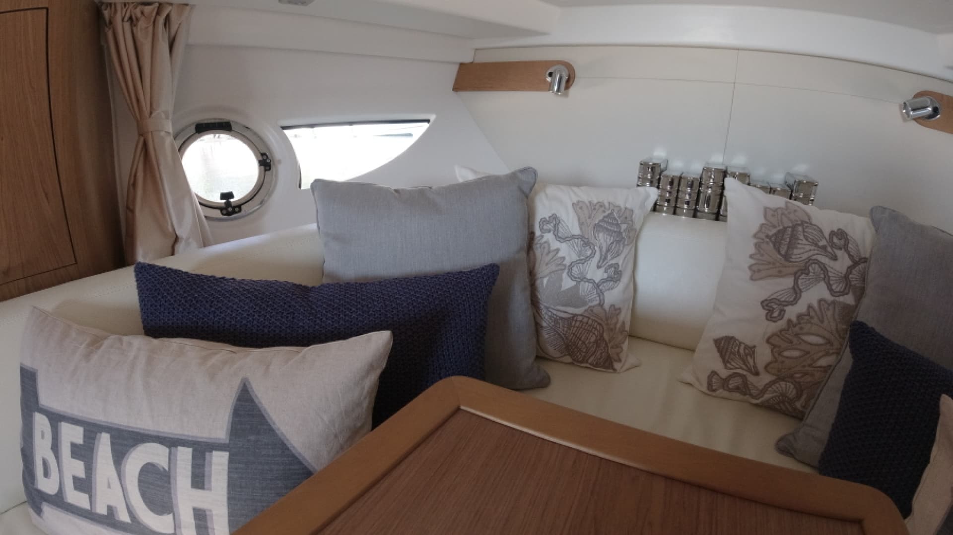 2016 Beneteau Gran Turismo 35