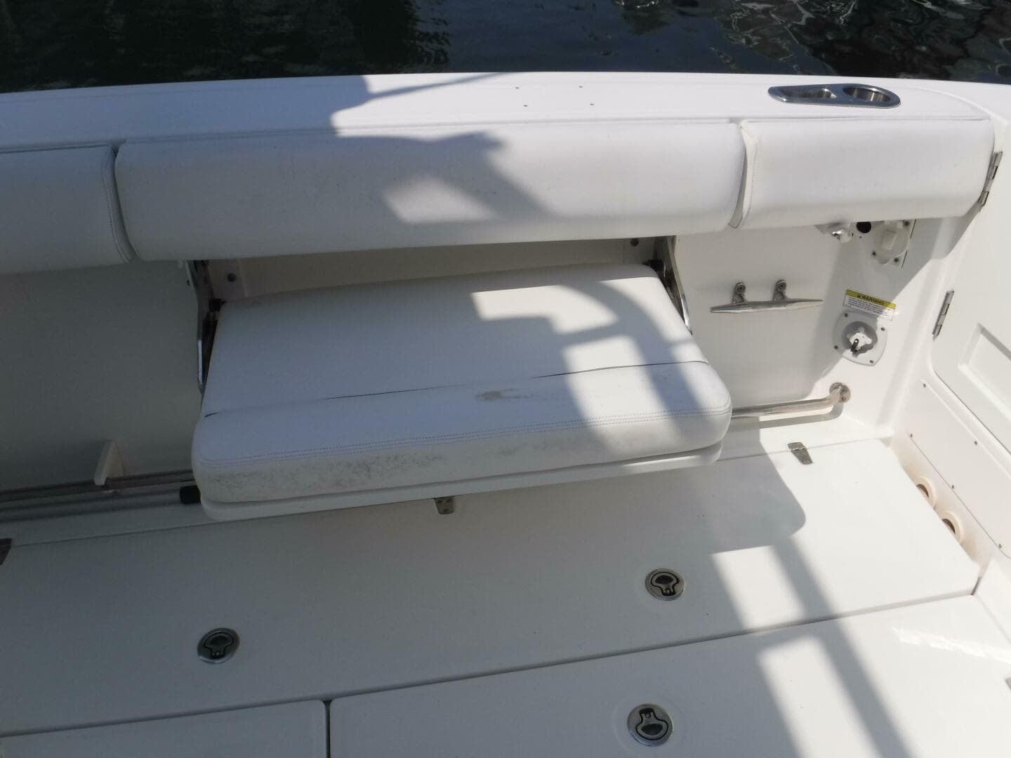 2014 Boston Whaler 370 Outrage