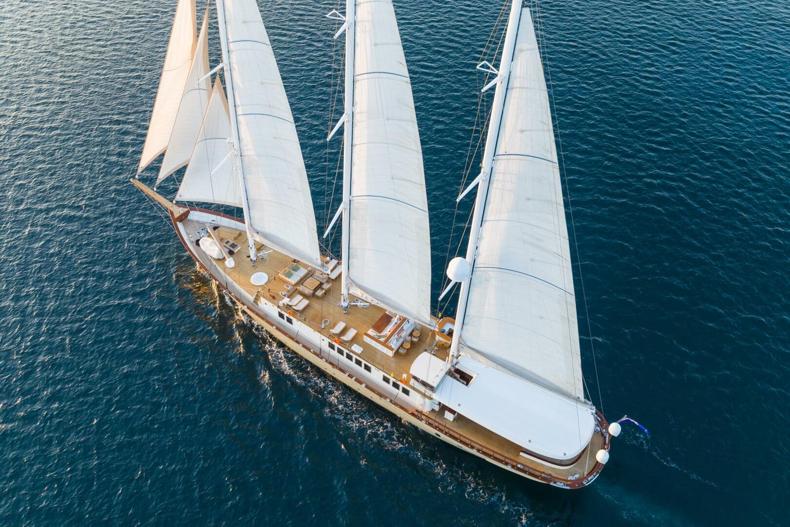 2007 Aegean Yacht 