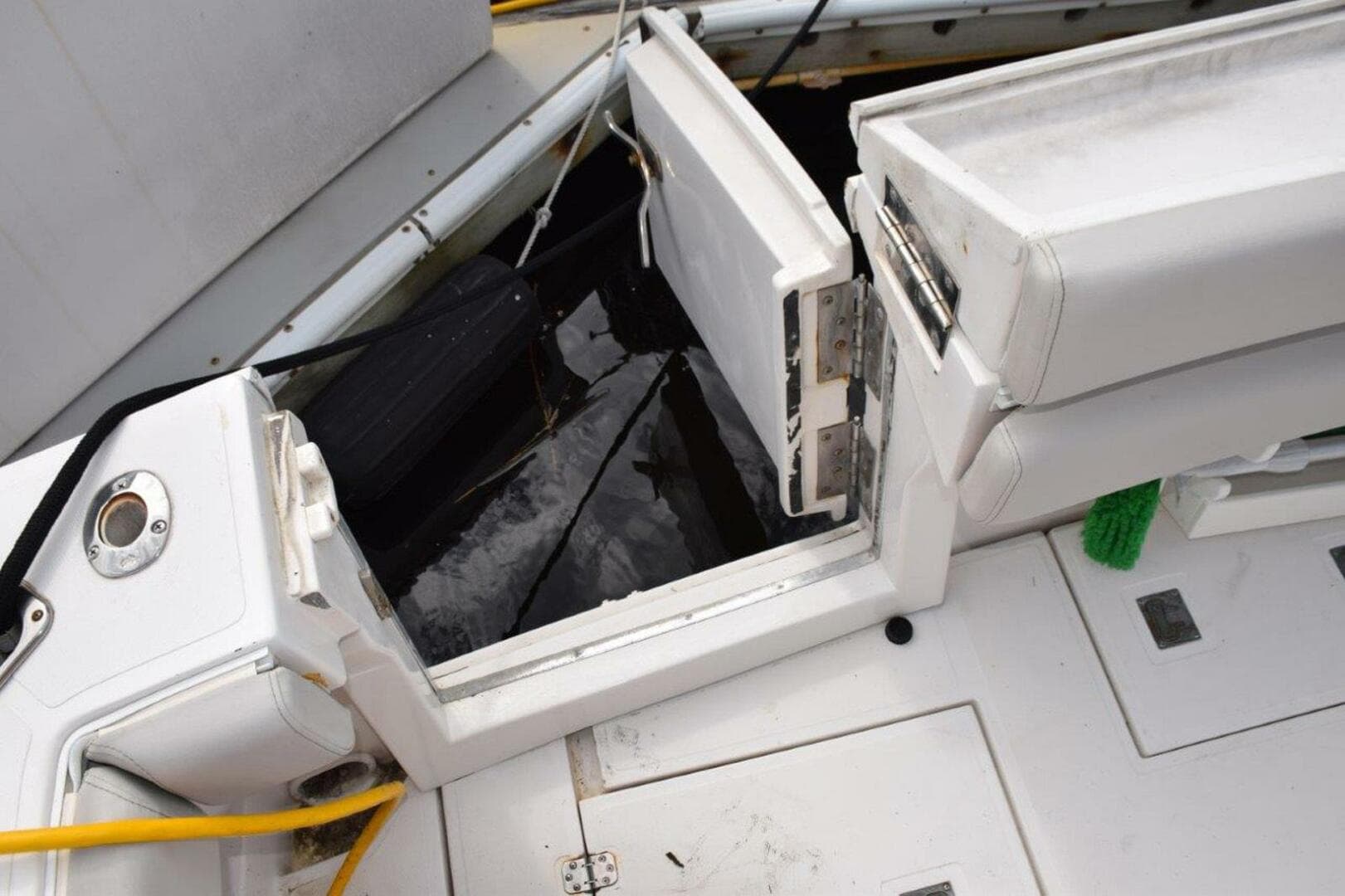 Transom Door And Gate