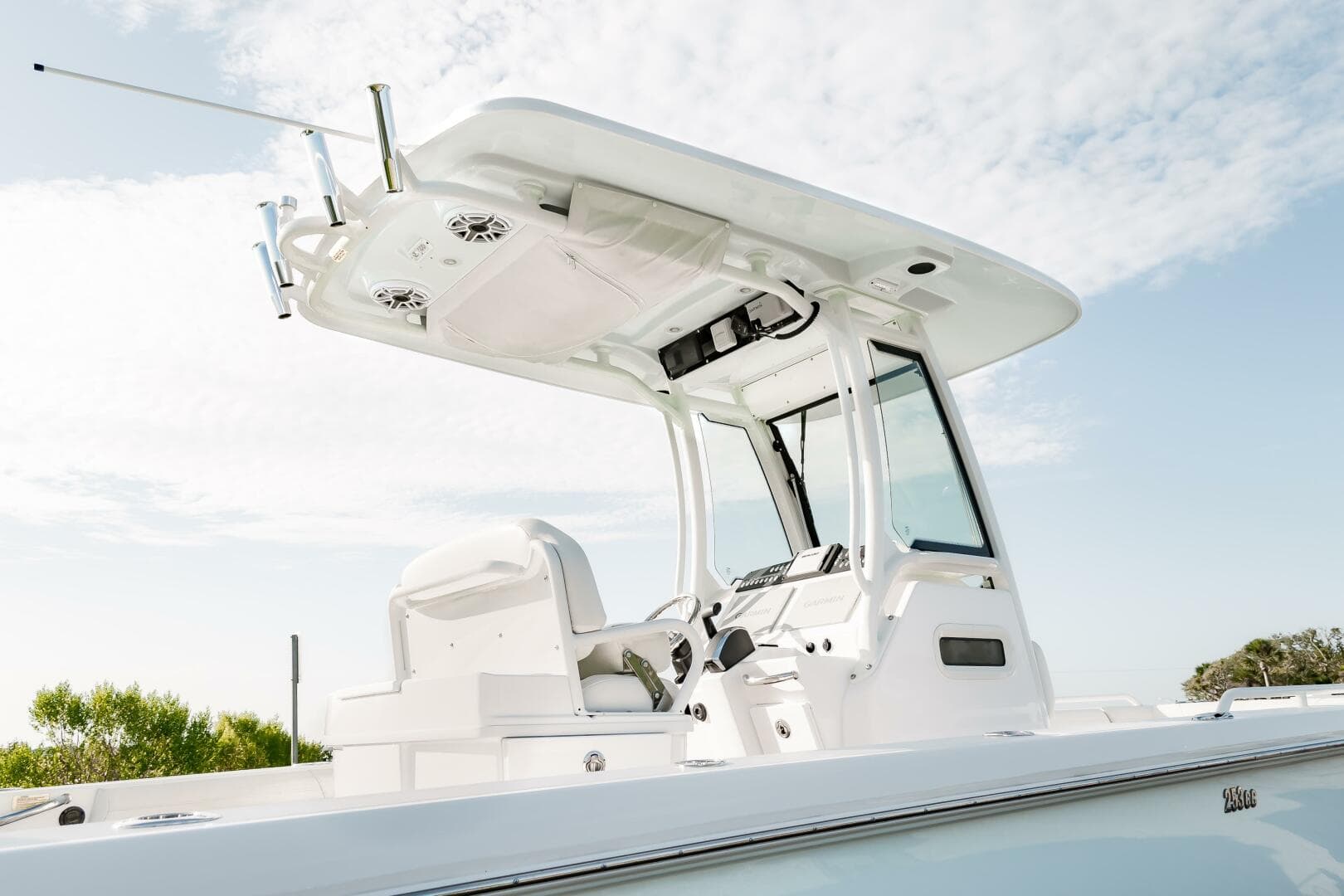 2022 Everglades 253CC