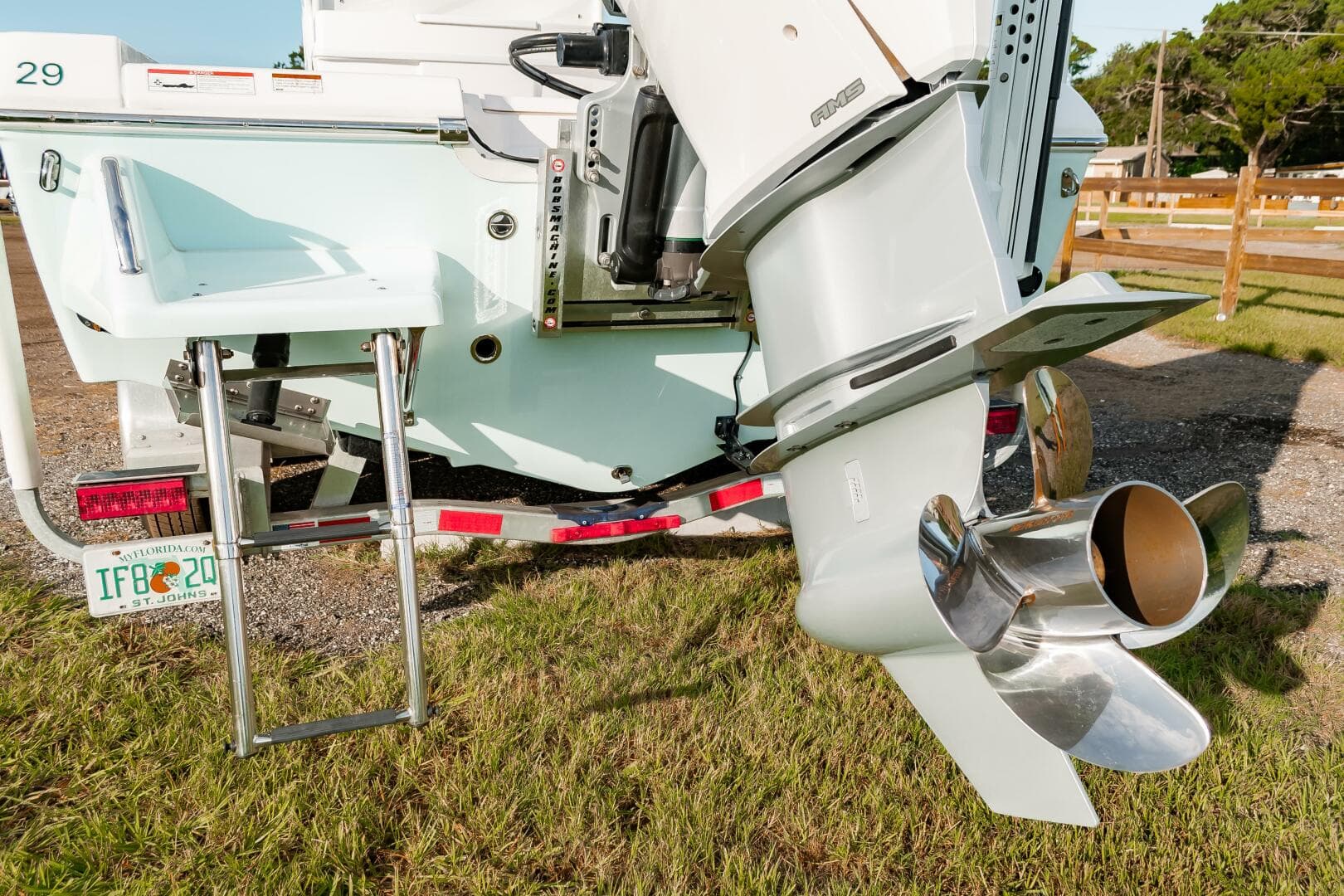 2022 Everglades 253CC