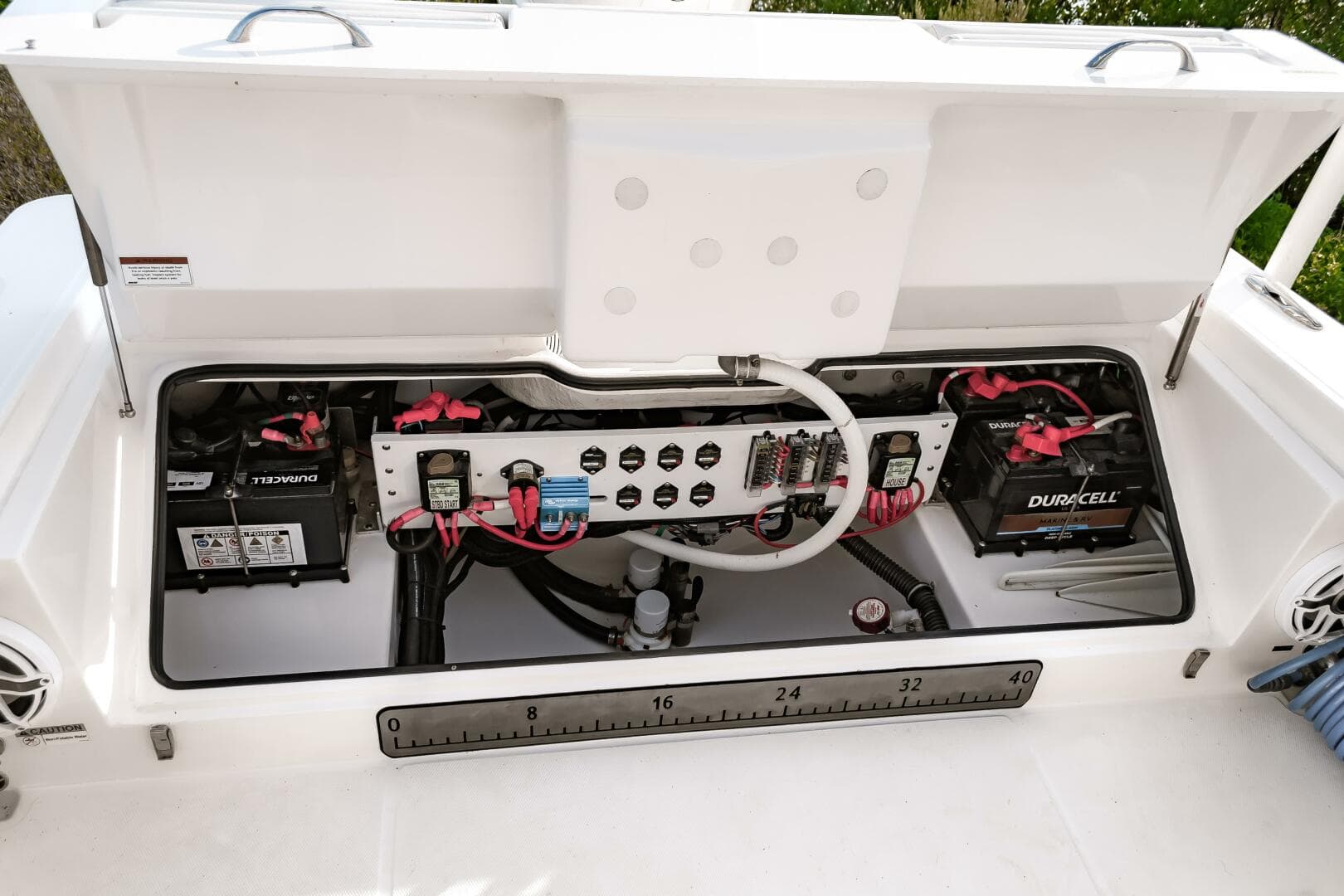 2022 Everglades 253CC