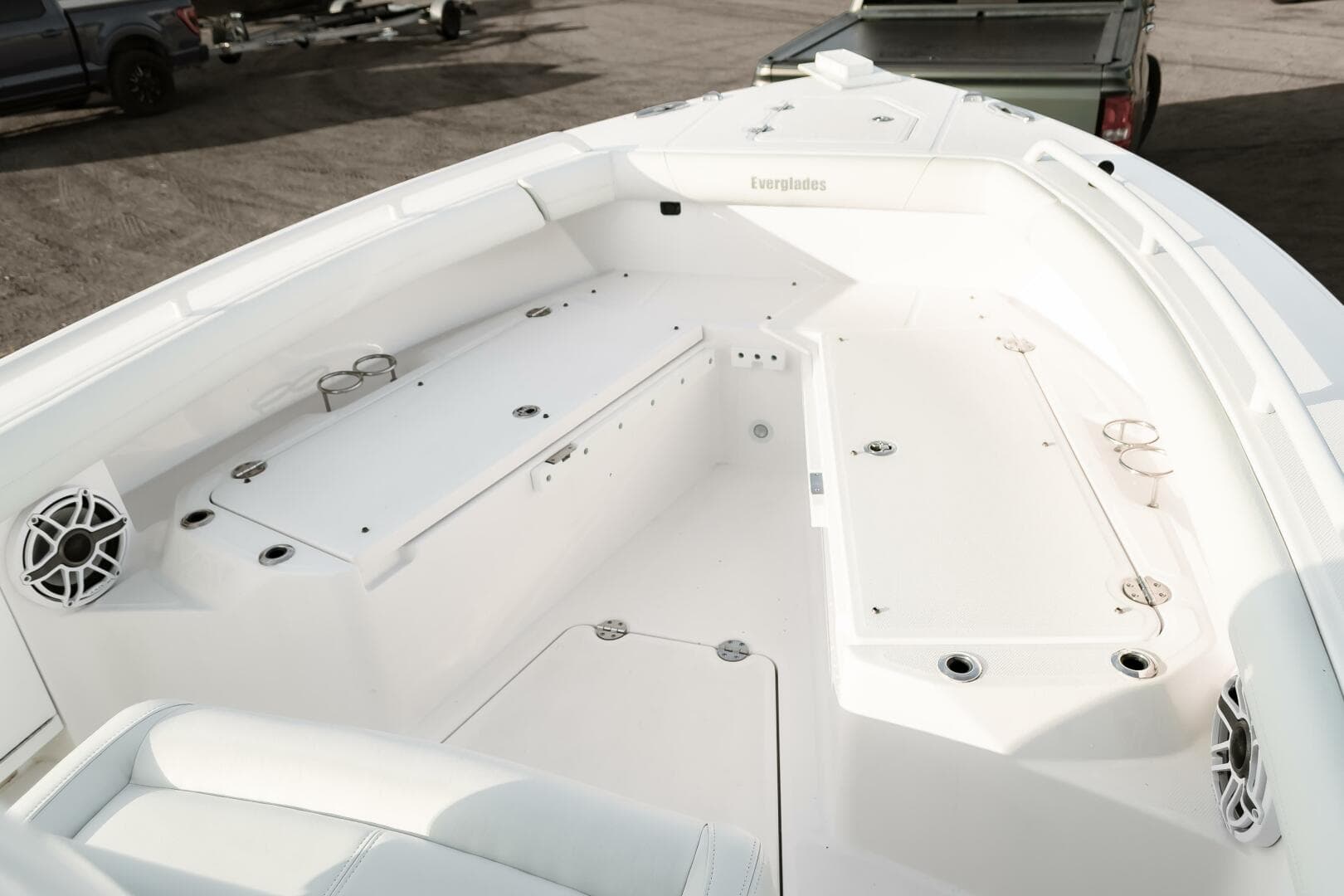 2022 Everglades 253CC