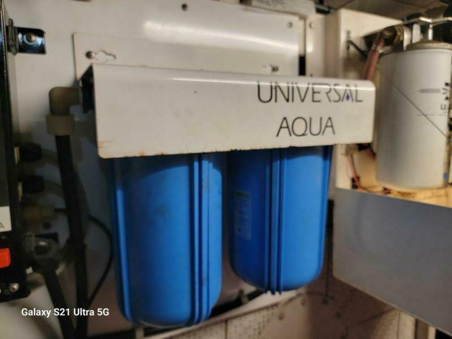 1987 Marine Trader Wide Body