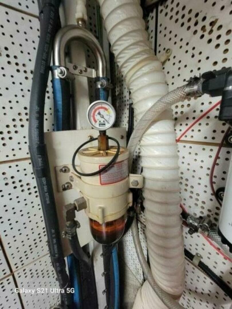 1987 Marine Trader Wide Body