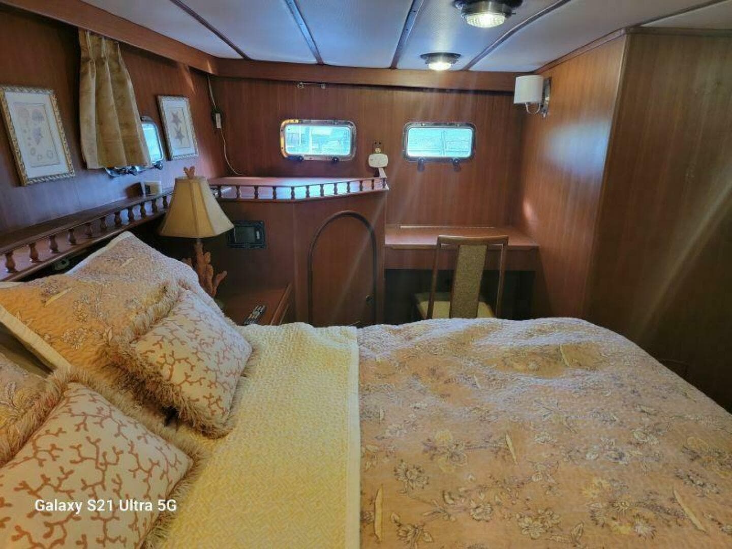 1987 Marine Trader Wide Body