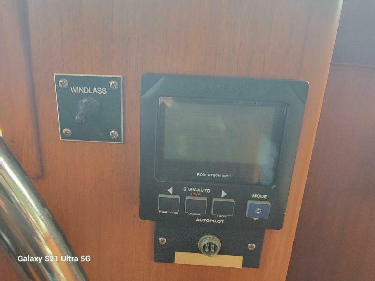 1987 Marine Trader Wide Body