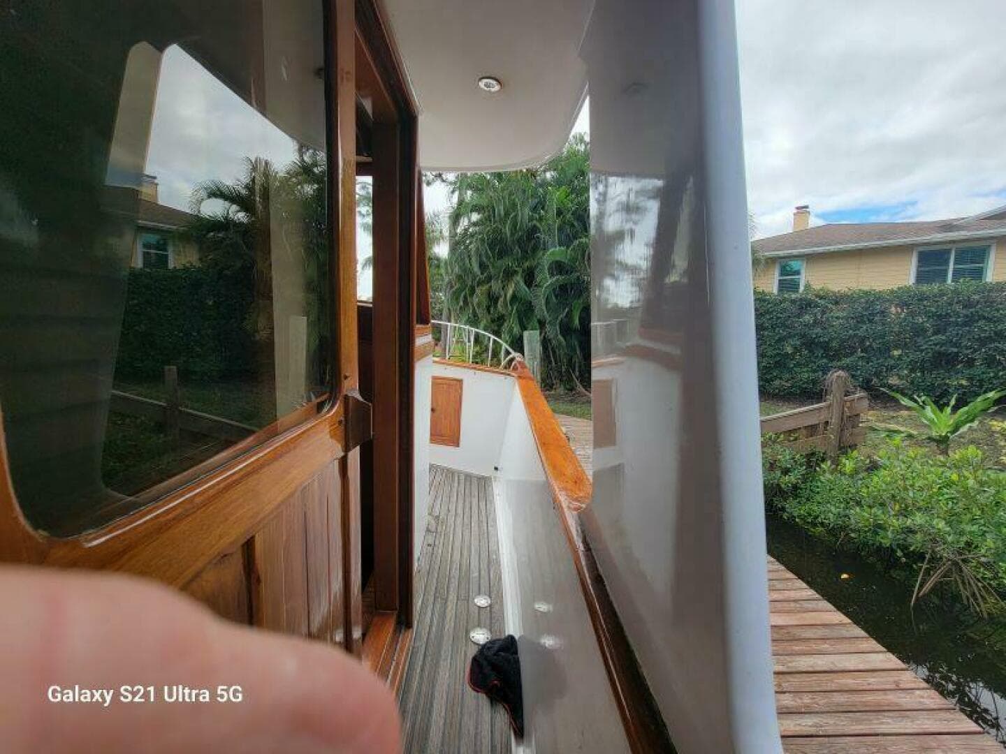 1987 Marine Trader Wide Body