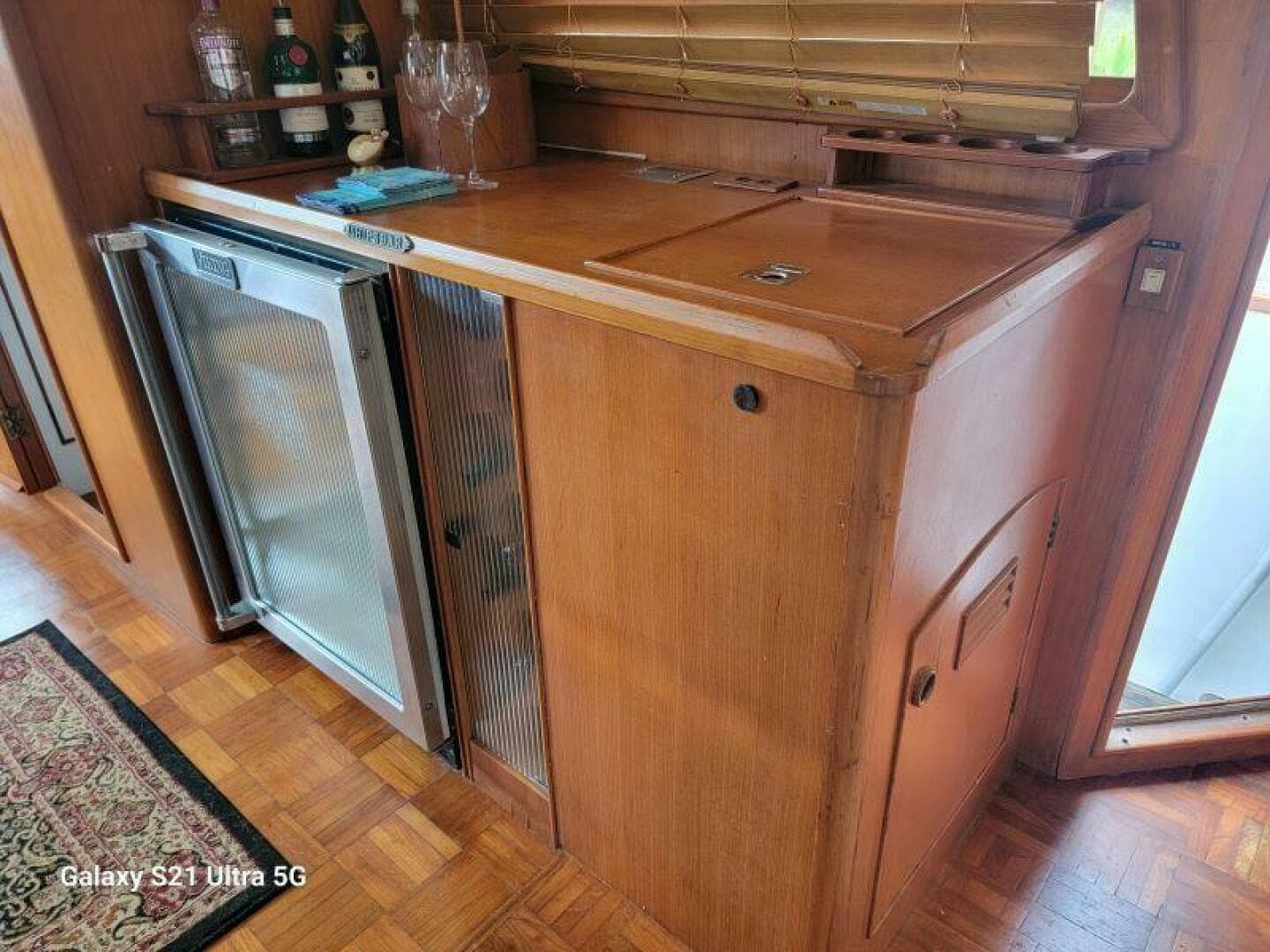 1987 Marine Trader Wide Body