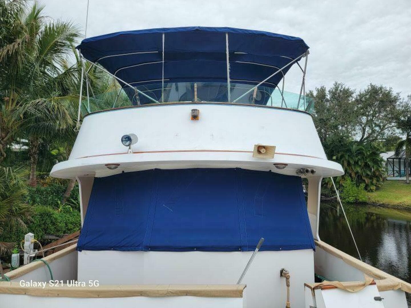 1987 Marine Trader Wide Body