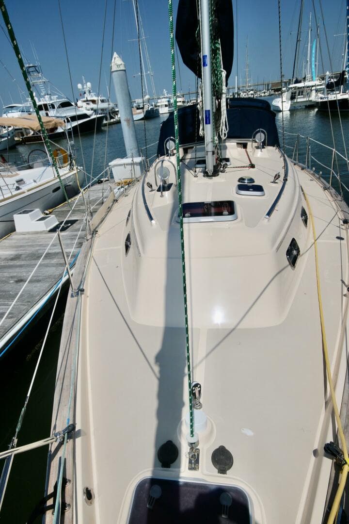 2004 Island Packet 370