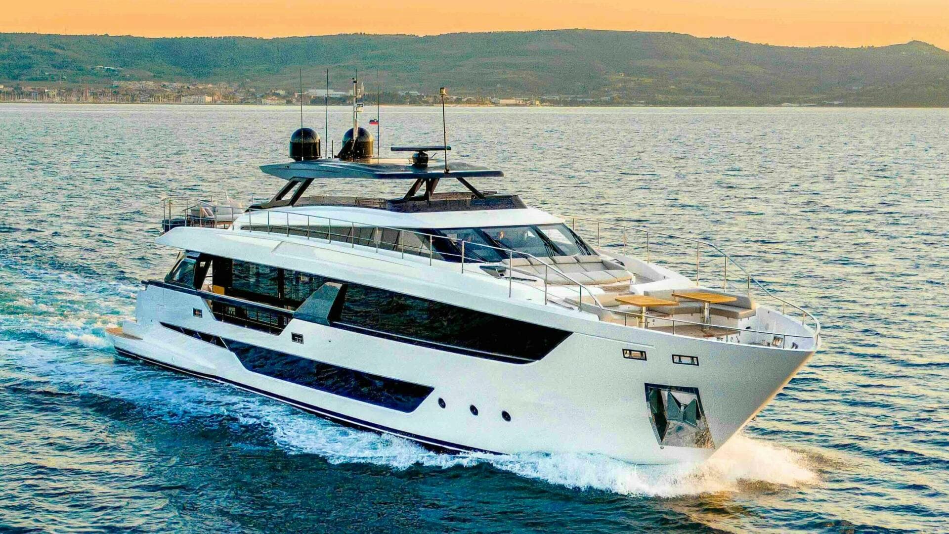 2023 Ferretti Yachts Ferretti 1000