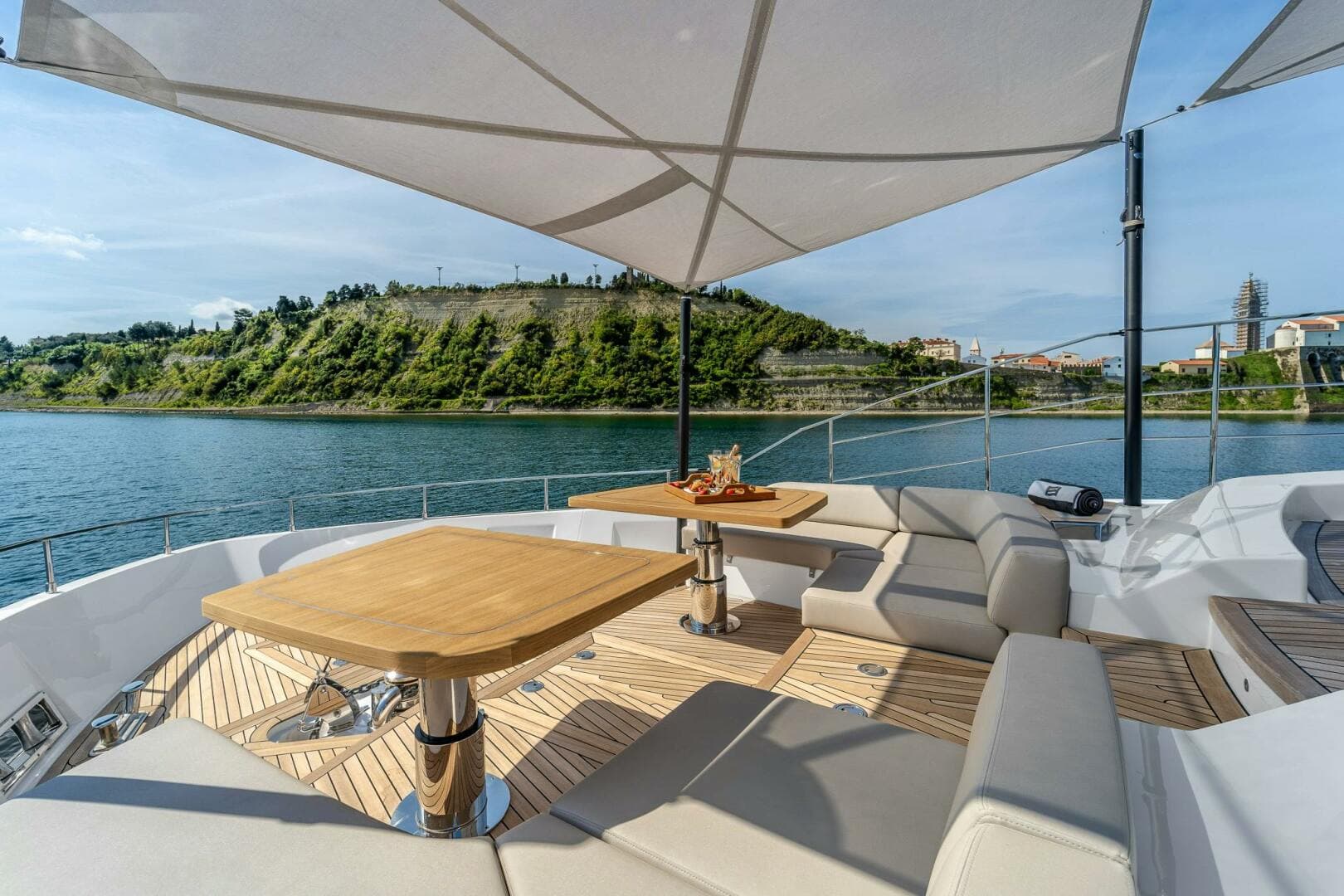 2023 Ferretti Yachts Ferretti 1000