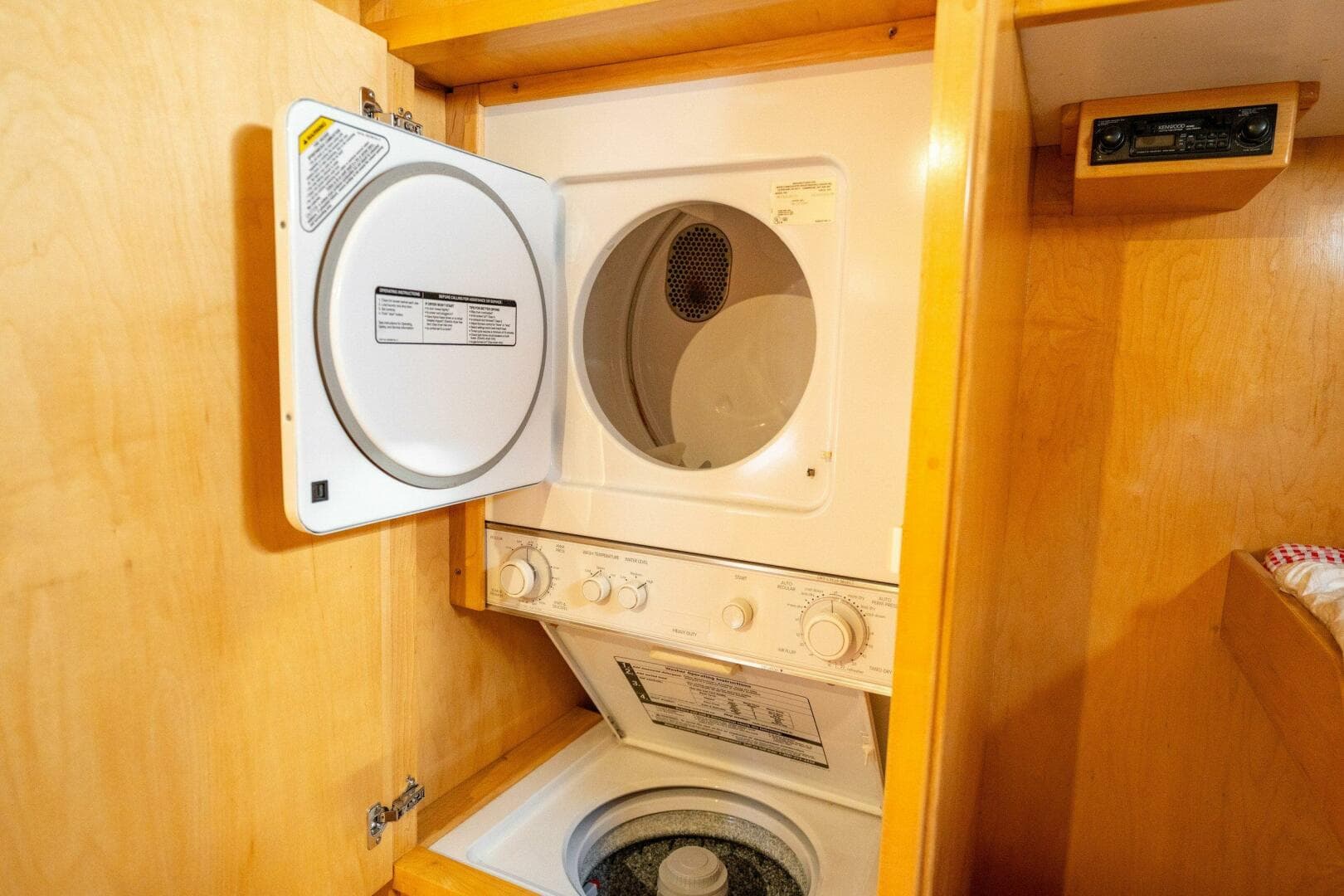 1997 Navigator Sundance 5600