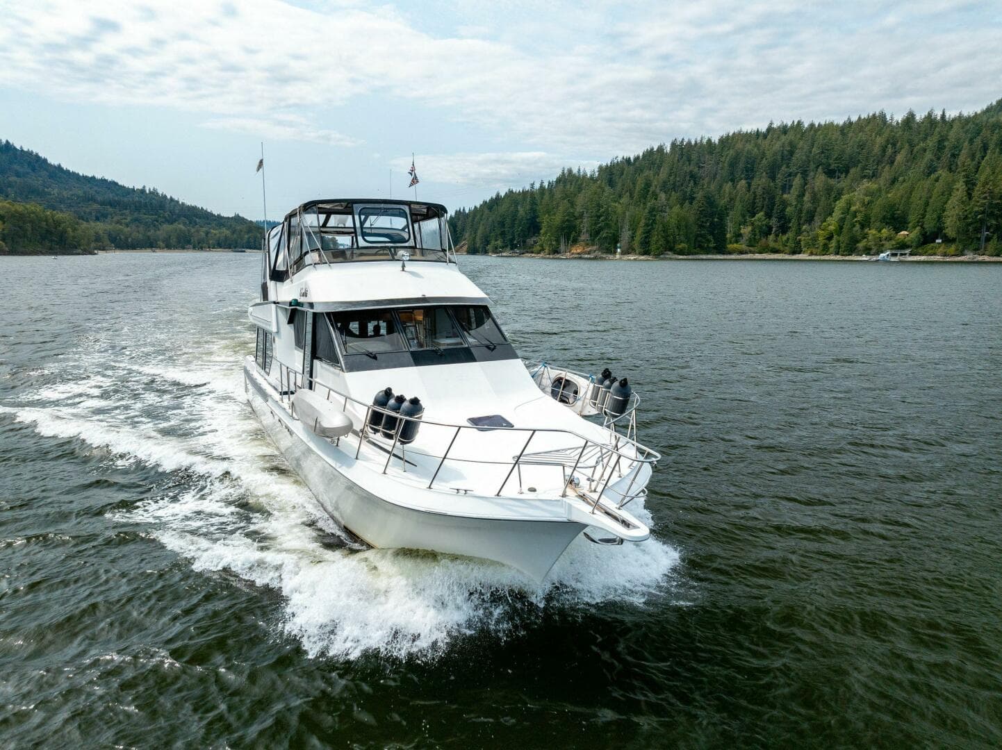 1997 Navigator Sundance 5600