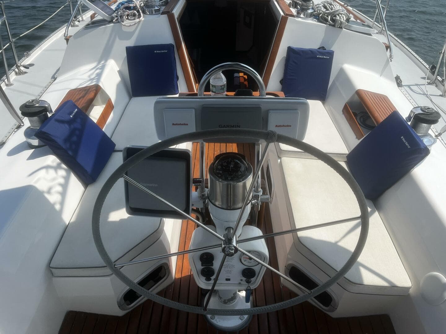 Helm W Steering Wheel