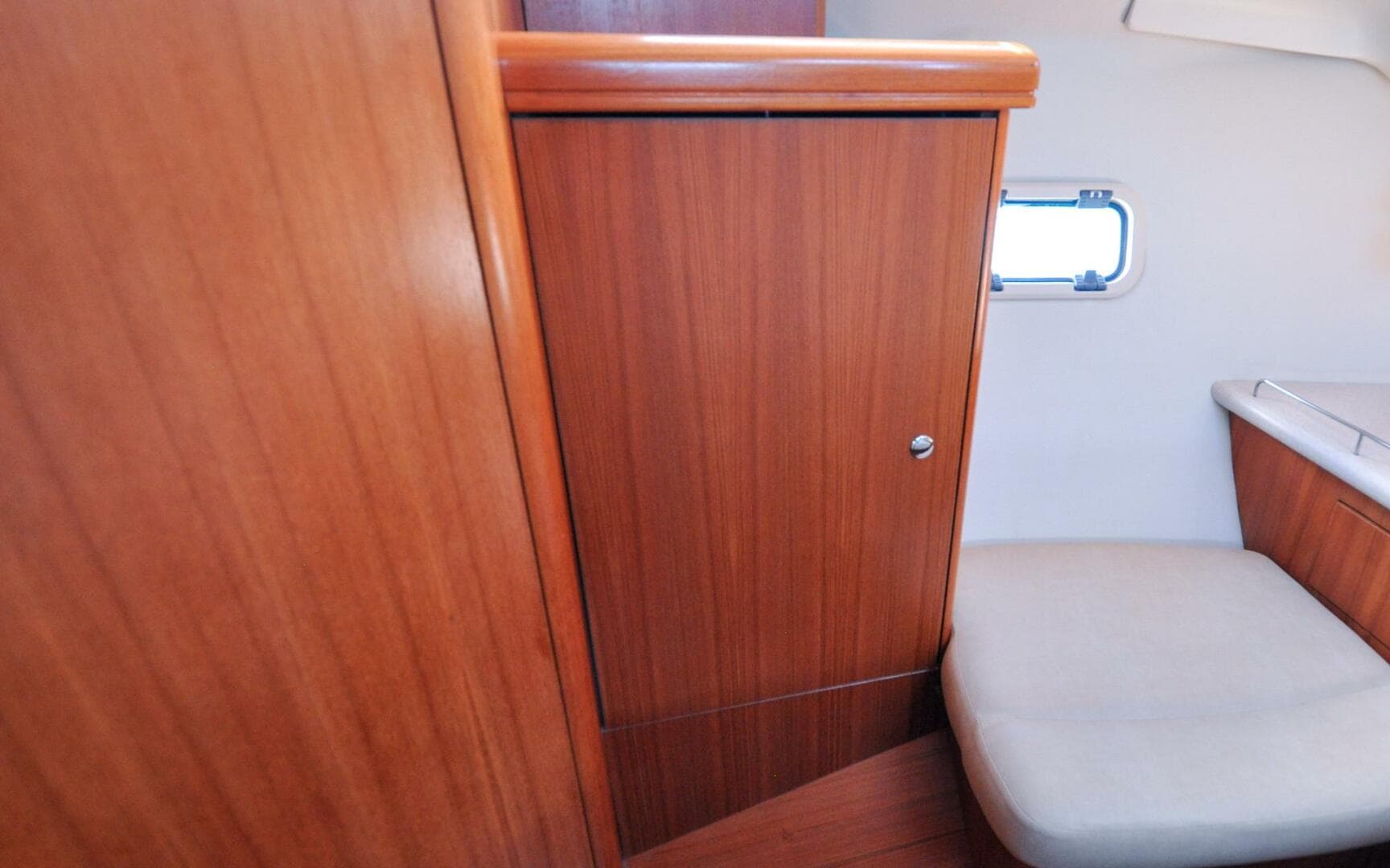 Hunter 45CC   Coralee   Offered For Sale638