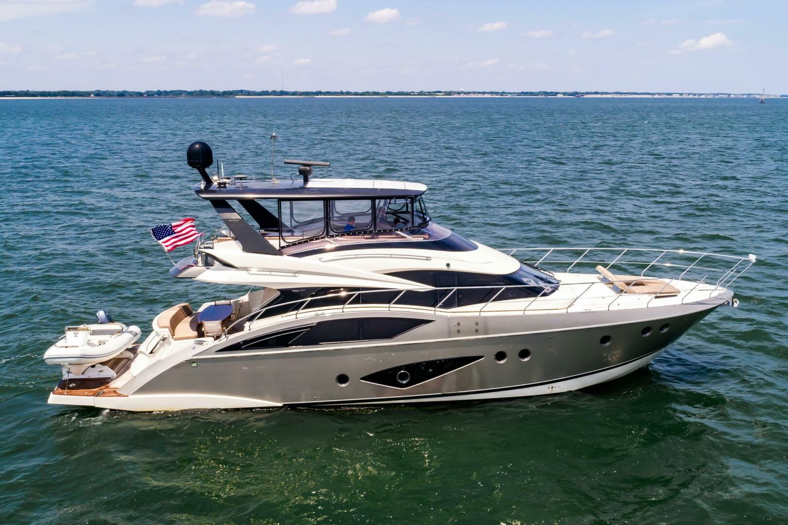 2013 Marquis 63 Sport Yacht