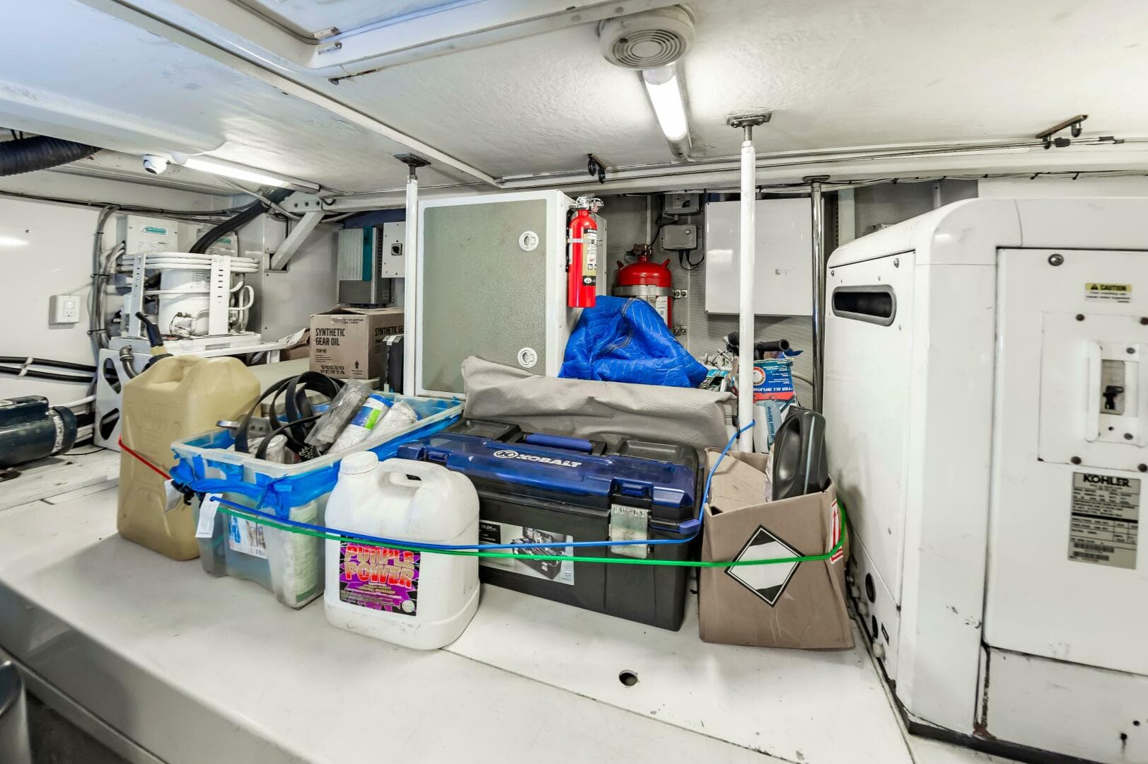 2013 Marquis 63 Sport Yacht